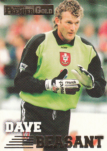 Dave Beasant Southampton 1996/97 Merlin's Premier Gold #129